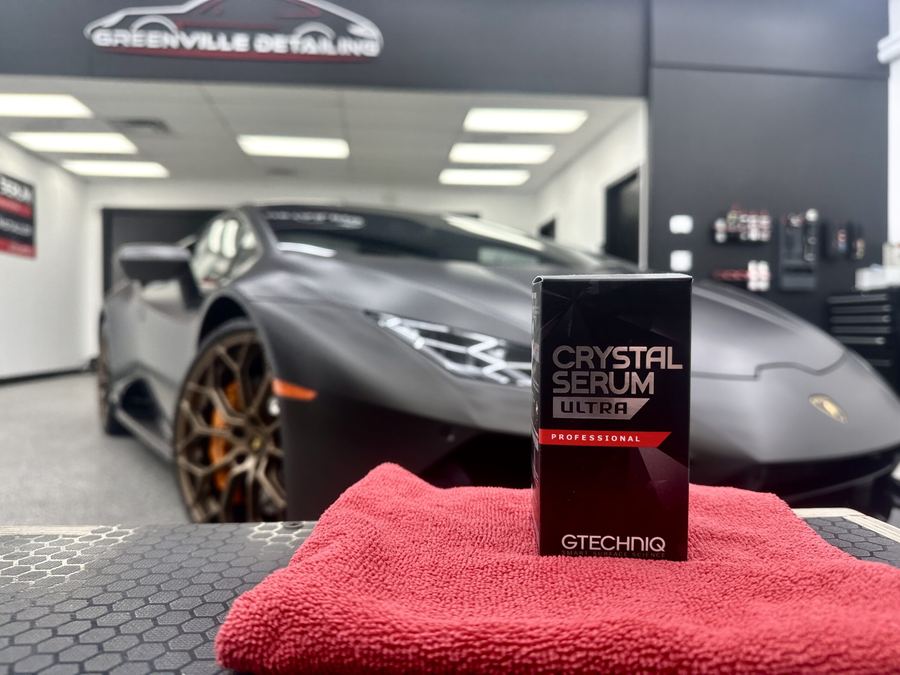 Lamborghini with Gtechniq Crystal Serum Ultra ceramic coating